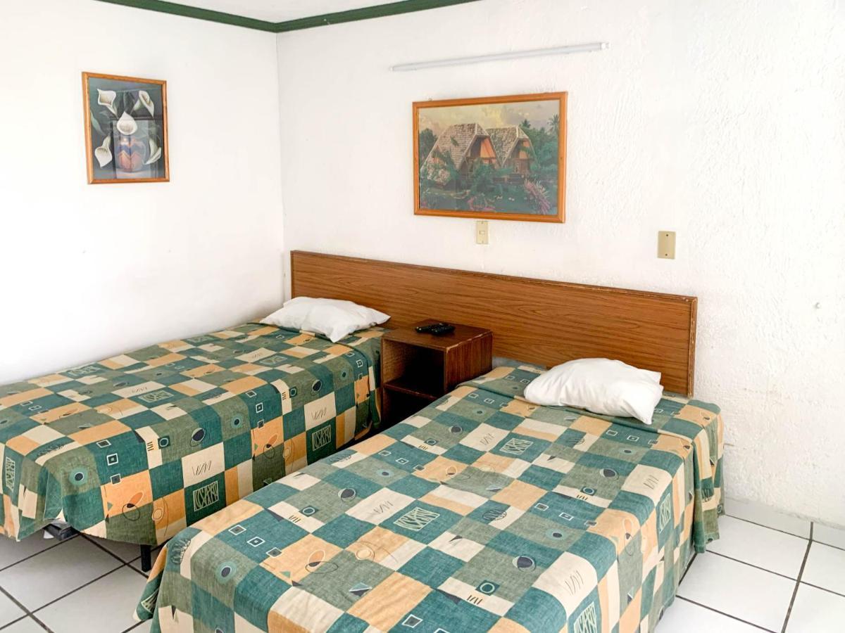 Hotel Vagabundo Plaza Del Sol Zapopan Exterior photo